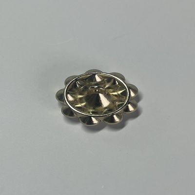 Apparecchiature e accessori di abbigliamento massello