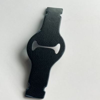 Giubbotti neri Etichette con cerotti in pelle Accessoari per borse di mano Articoli fatti a mano