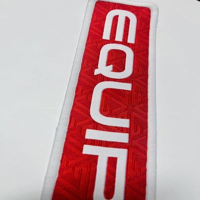 Etichette di abbigliamento stampate personalizzate