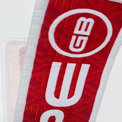 Etichette di abbigliamento stampate personalizzate