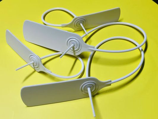 Tag di sicurezza in tessuto bianco di plastica su vestiti rettangolare